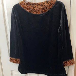 FINAL MARKDOWN Cypress velvet top medium